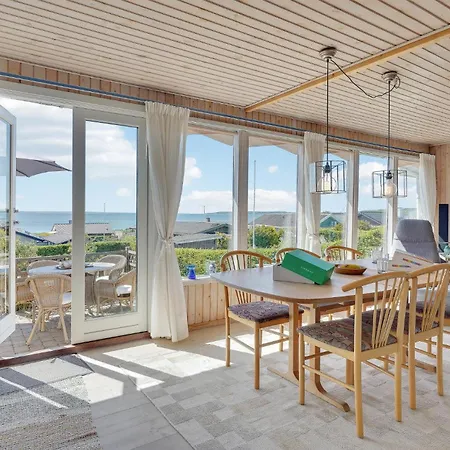 Cozy In With Kitchen Holiday home *