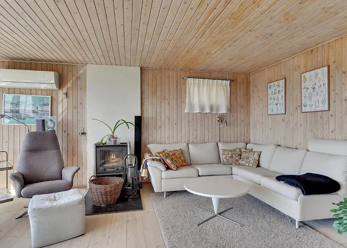 Vakantiehuis Awesome In *